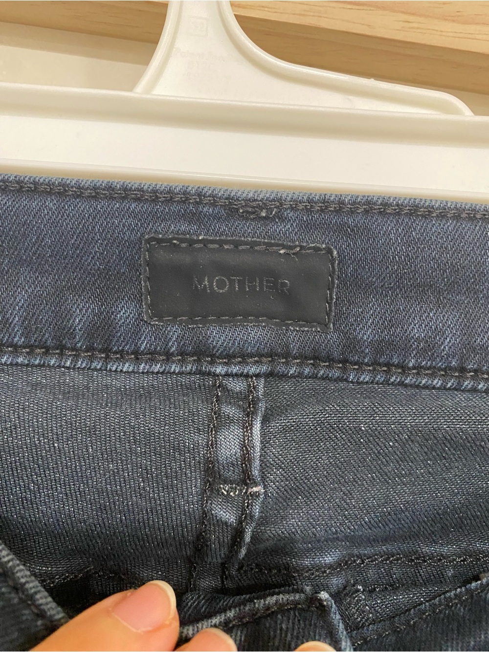 MOTHER The Mid-Rise Rambler Zip Ankle Jeans Night in Venice Size 28 - Picture 5 of 7